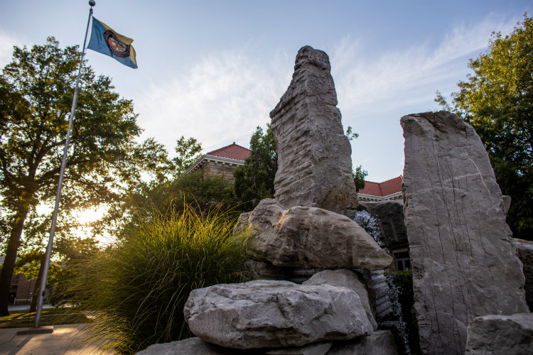 美惠三女神喷泉