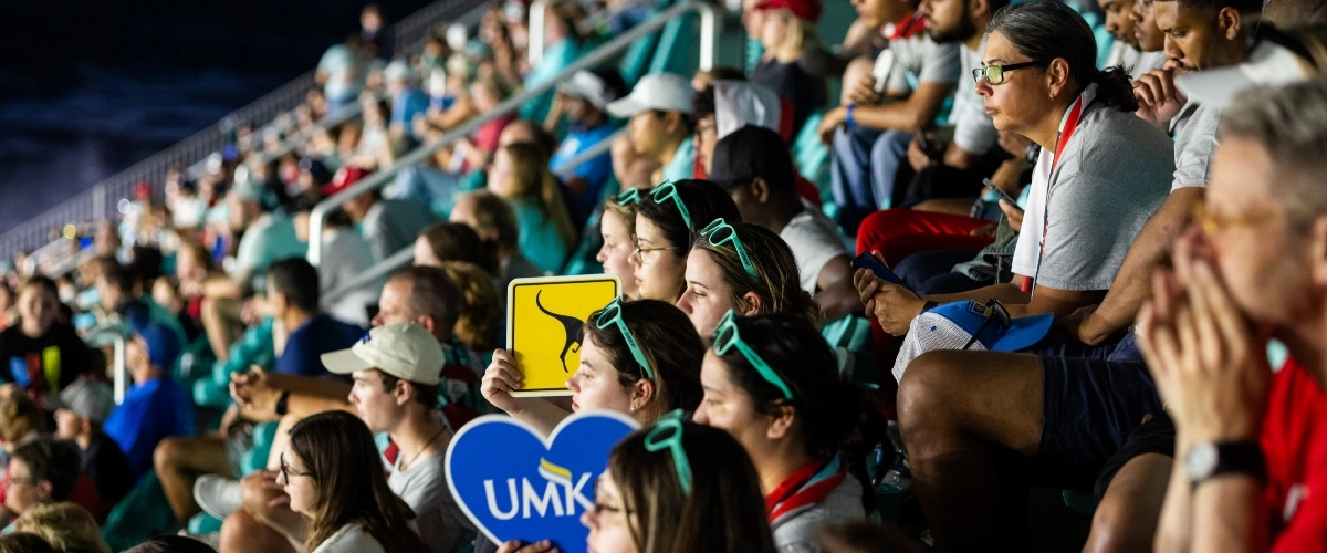 Crowd cheers at KC Current game.